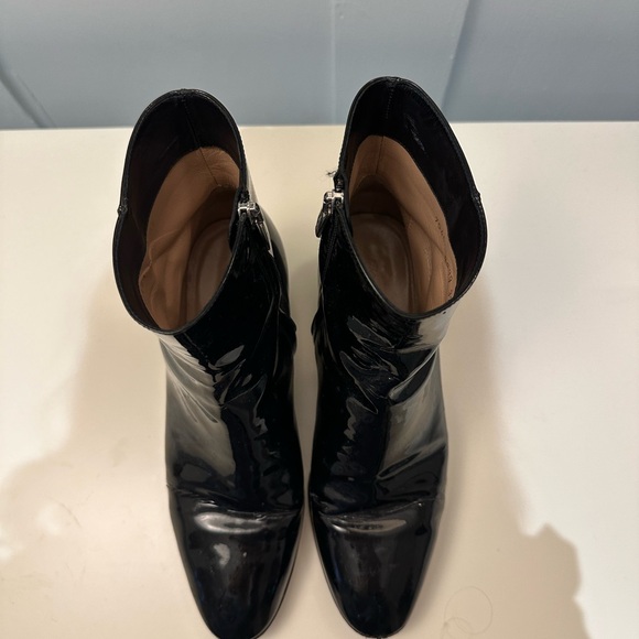 Designer Gianvito Rossi patent leather boots - Picture 4 of 5
